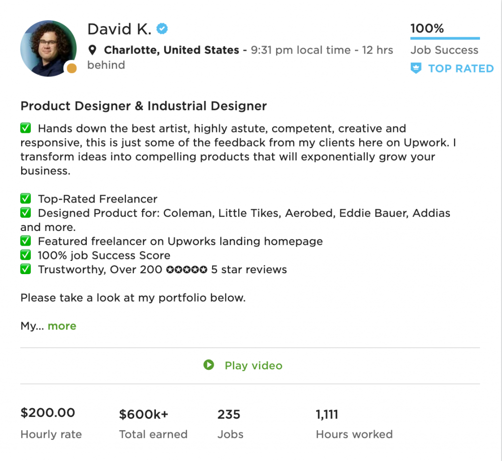 工业设计师David，小时费率200美金，一年收入超20万美金